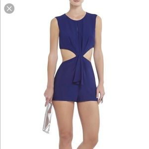 New Bcbg Riyanne Sleeveless Twist Romper Size 4.